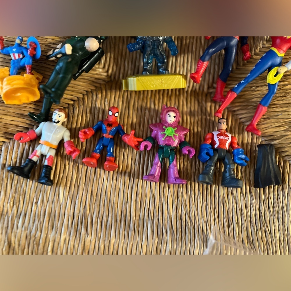 Lot of Fisher-Price Imaginext DC super hero characters Wonder Woman Spider-Man - Picture 5 of 6